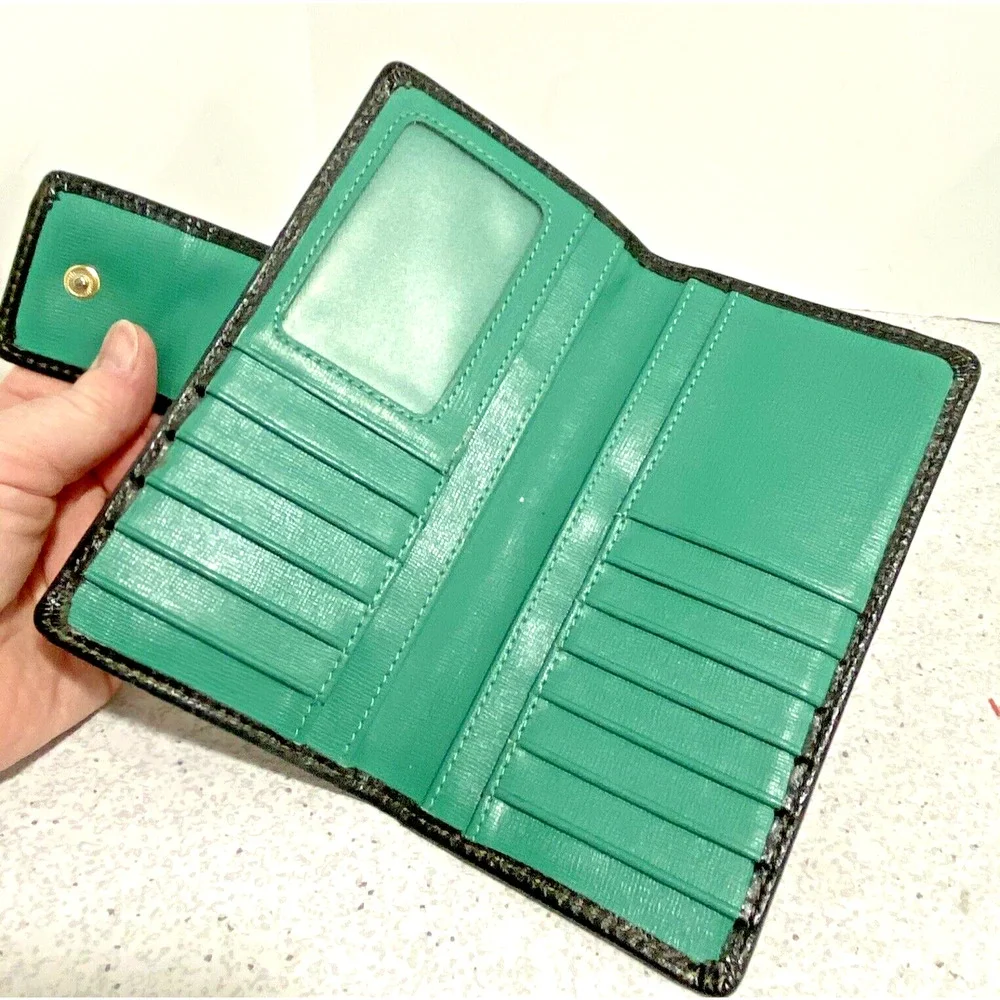 Vintage Fossil black leather wallet bifold coin pocket contrast interior ID slot